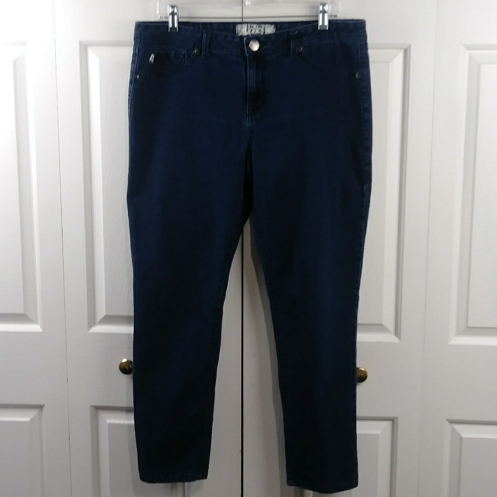 17/21 Exclusive Denim Jeans - Sz 16P